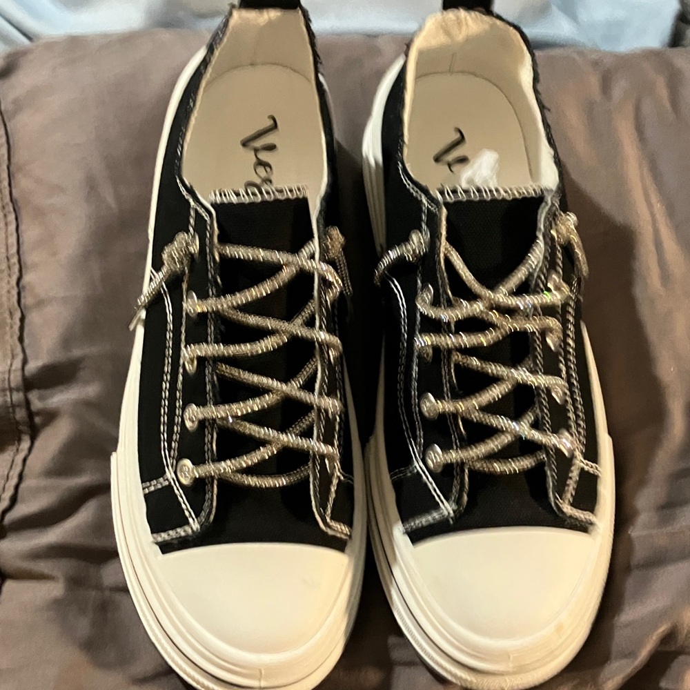 Very G Black Sneakers with White Details